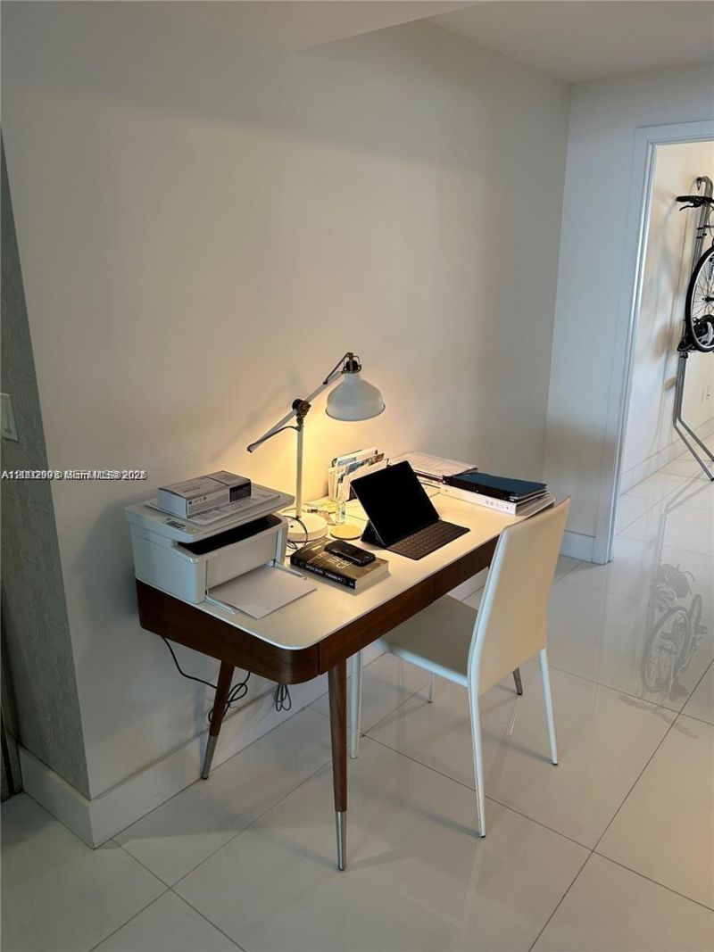 600 NE 27th St , Unit 3003, Miami, FL 33137 Photo