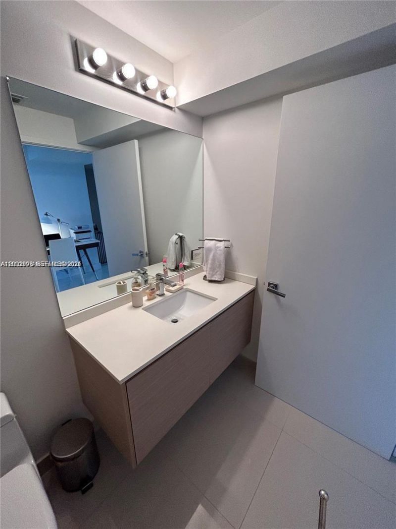 600 NE 27th St , Unit 3003, Miami, FL 33137 Photo