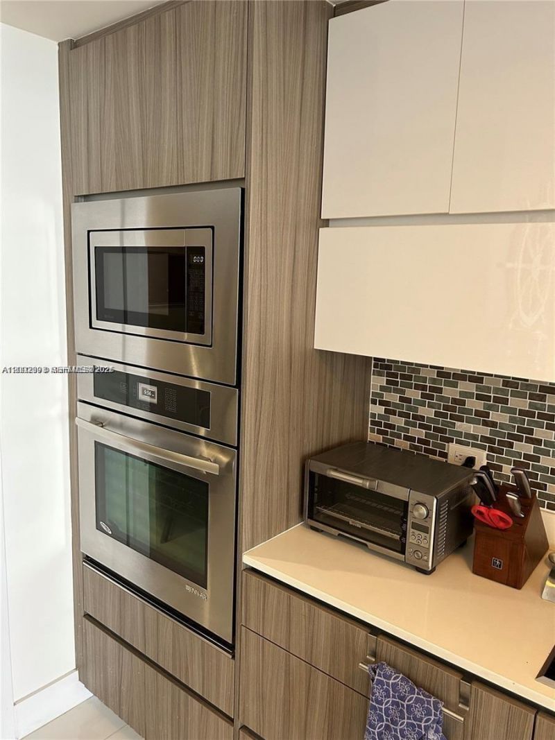 600 NE 27th St , Unit 3003, Miami, FL 33137 Photo