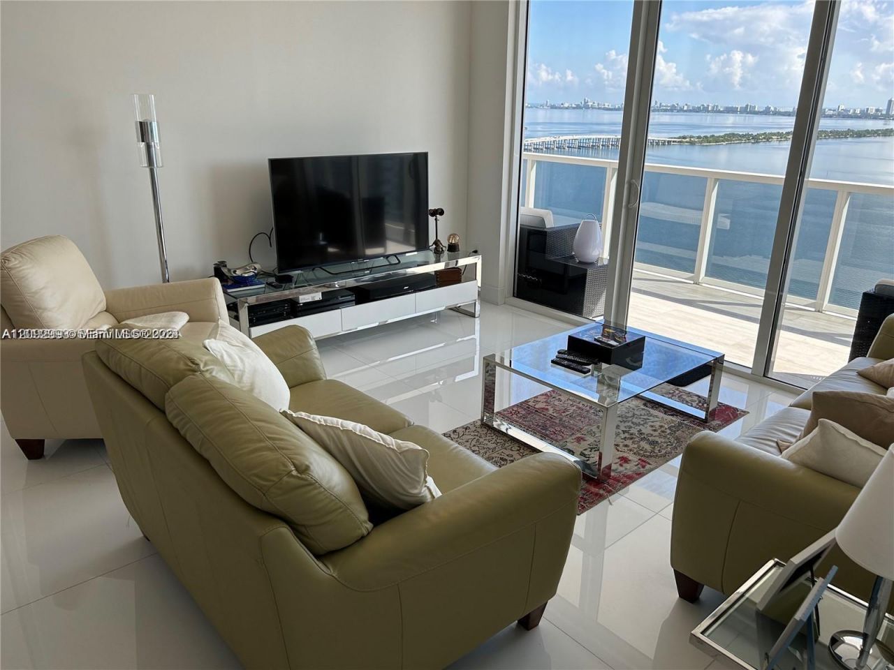600 NE 27th St , Unit 3003, Miami, FL 33137 Photo