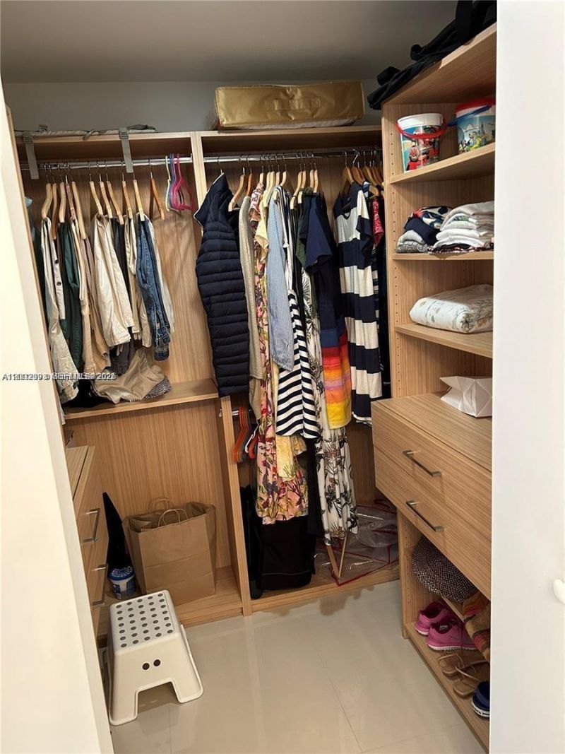 600 NE 27th St , Unit 3003, Miami, FL 33137 Photo