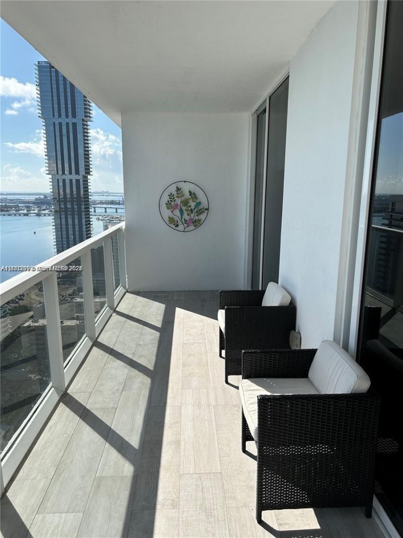600 NE 27th St , Unit 3003, Miami, FL 33137 Photo