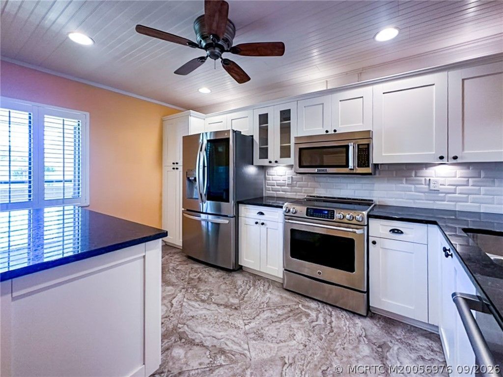 6303 SE Williamsburg Drive , Unit 201, Hobe Sound, FL 33455 Photo