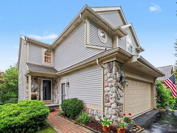 6464 Waters Edge Way , Independence Township, Mi 48346