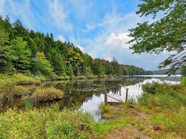 152 Lake Raponda Road, Wilmington, VT 05363