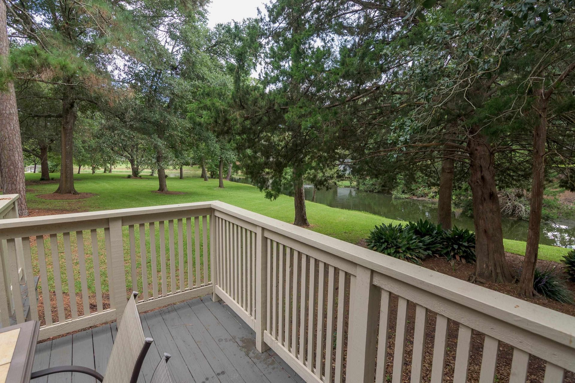 230 Westleton Dr. Photo 37