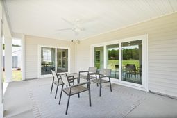 481 Cadbury Loop photo 4