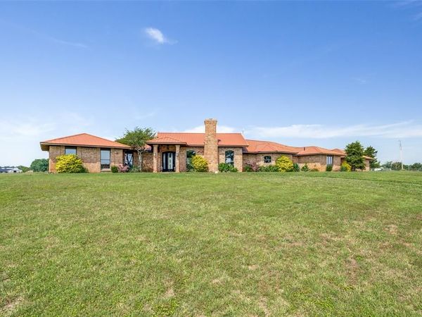 105 Sammi's Way, Whitesboro, TX 76273
