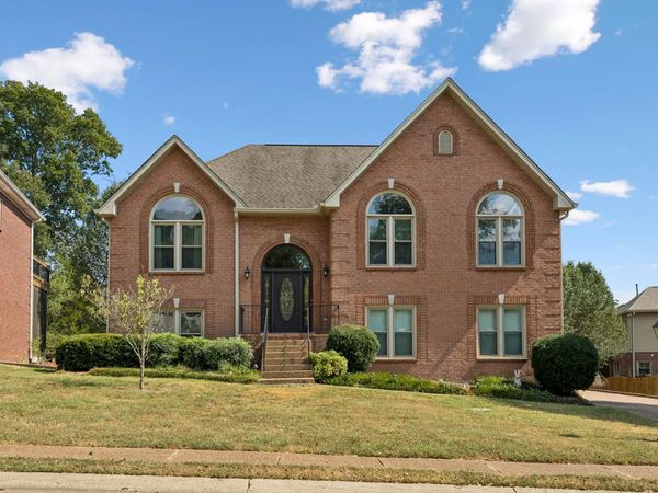 5553 Peninsula Park Lndg, Hermitage, TN 37076