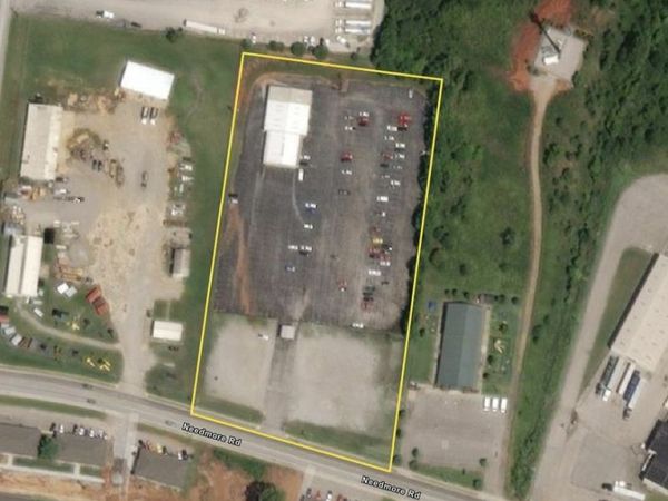 247 Needmore Rd , Clarksville, TN 37040