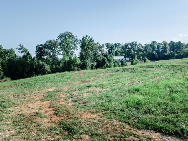 4244 Clarks Bridge Road, Gainesville, GA 30506
