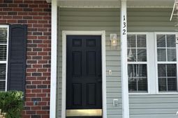 132 Hornby Circle photo 4