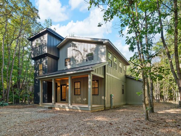 14290 Wildwood Lane, Harbert, MI 49115