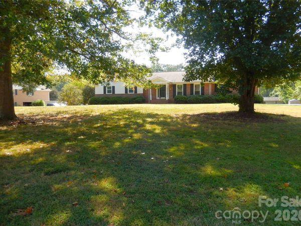 6700 Pine Lake Lane, Mint Hill, NC 28227