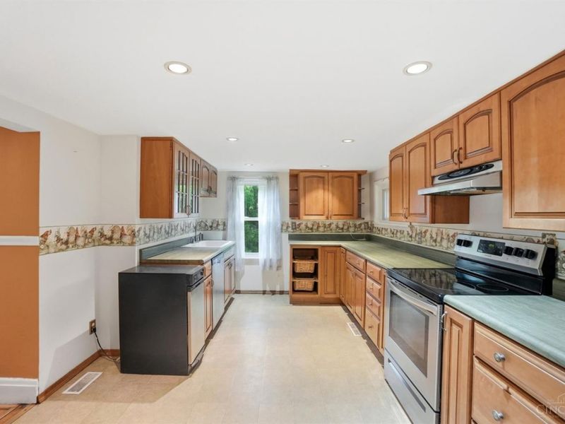 6951 Lesourdsville West Chester Road, Liberty Township, OH 45011 Photo 12