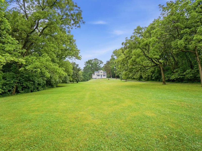 6951 Lesourdsville West Chester Road, Liberty Township, OH 45011 Photo 3