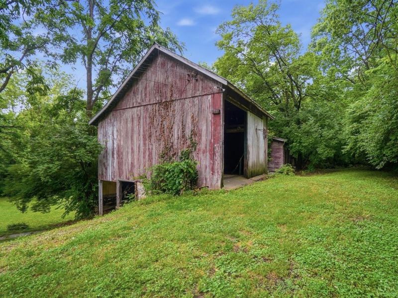 6951 Lesourdsville West Chester Road, Liberty Township, OH 45011 Photo 32