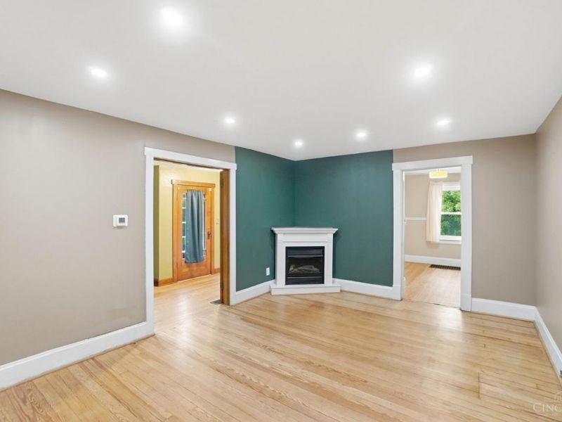 6951 Lesourdsville West Chester Road, Liberty Township, OH 45011 Photo 9