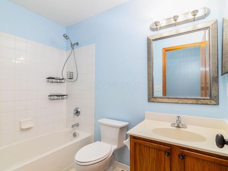 363 Belfair Drive , Galloway, OH 43119 Photo 17
