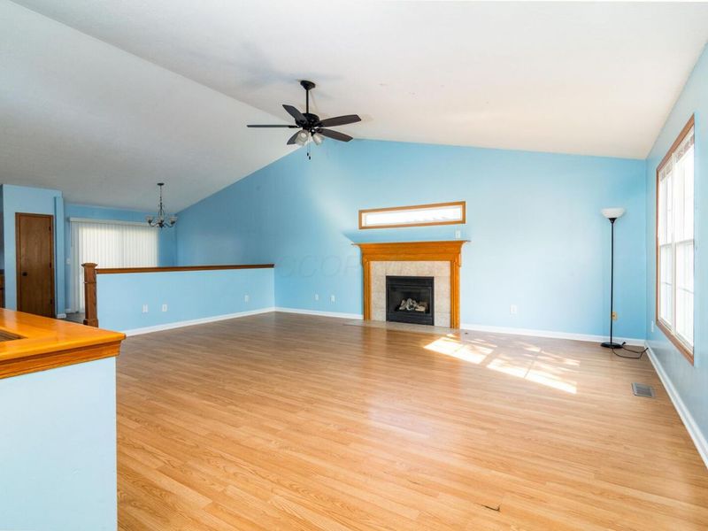 363 Belfair Drive , Galloway, OH 43119 Photo 6