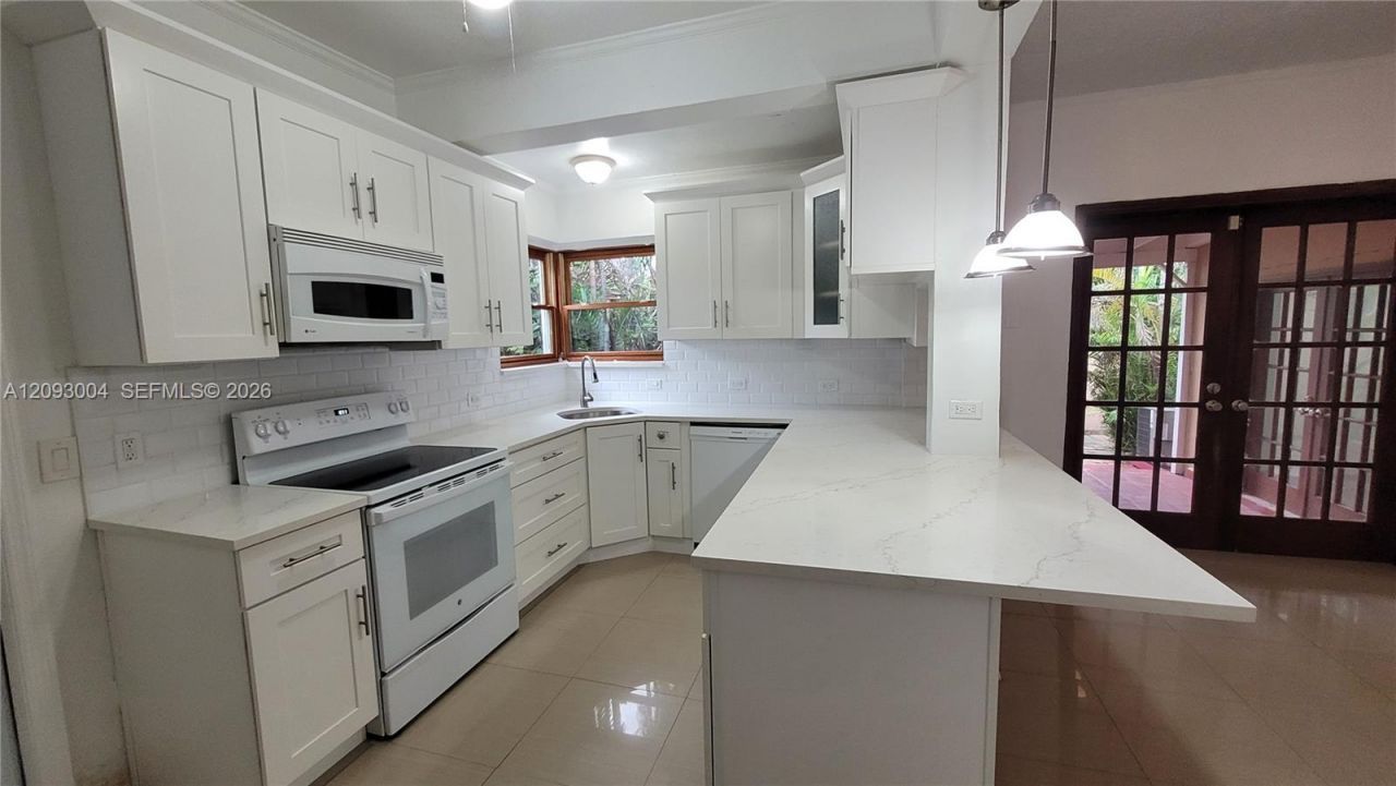 3666 SW 13th Ter, Miami, FL 33145 Photo