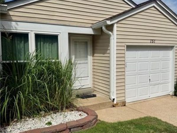 151 Cascade Terrace Drive, Ballwin, MO 63021