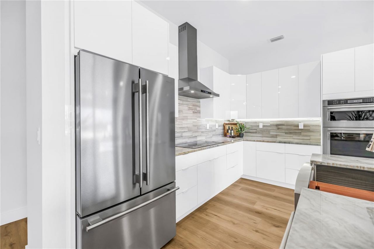 7957 2nd Avenue S, Saint Petersburg, FL 33707 Photo