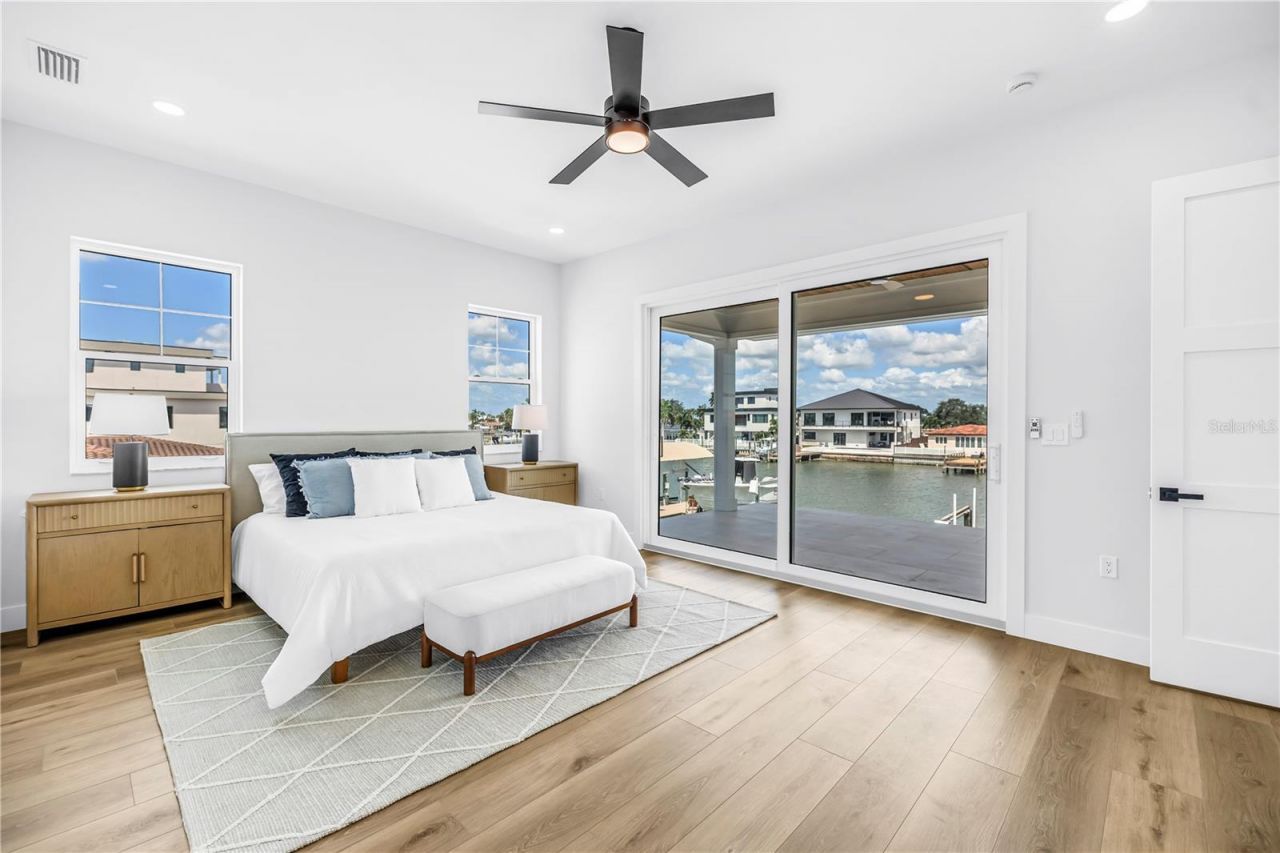 7957 2nd Avenue S, Saint Petersburg, FL 33707 Photo
