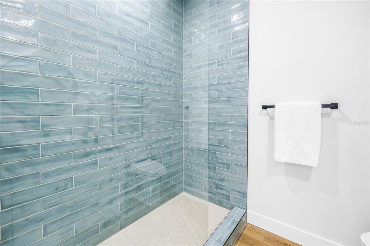 7957 2nd Avenue S, Saint Petersburg, FL 33707 Photo