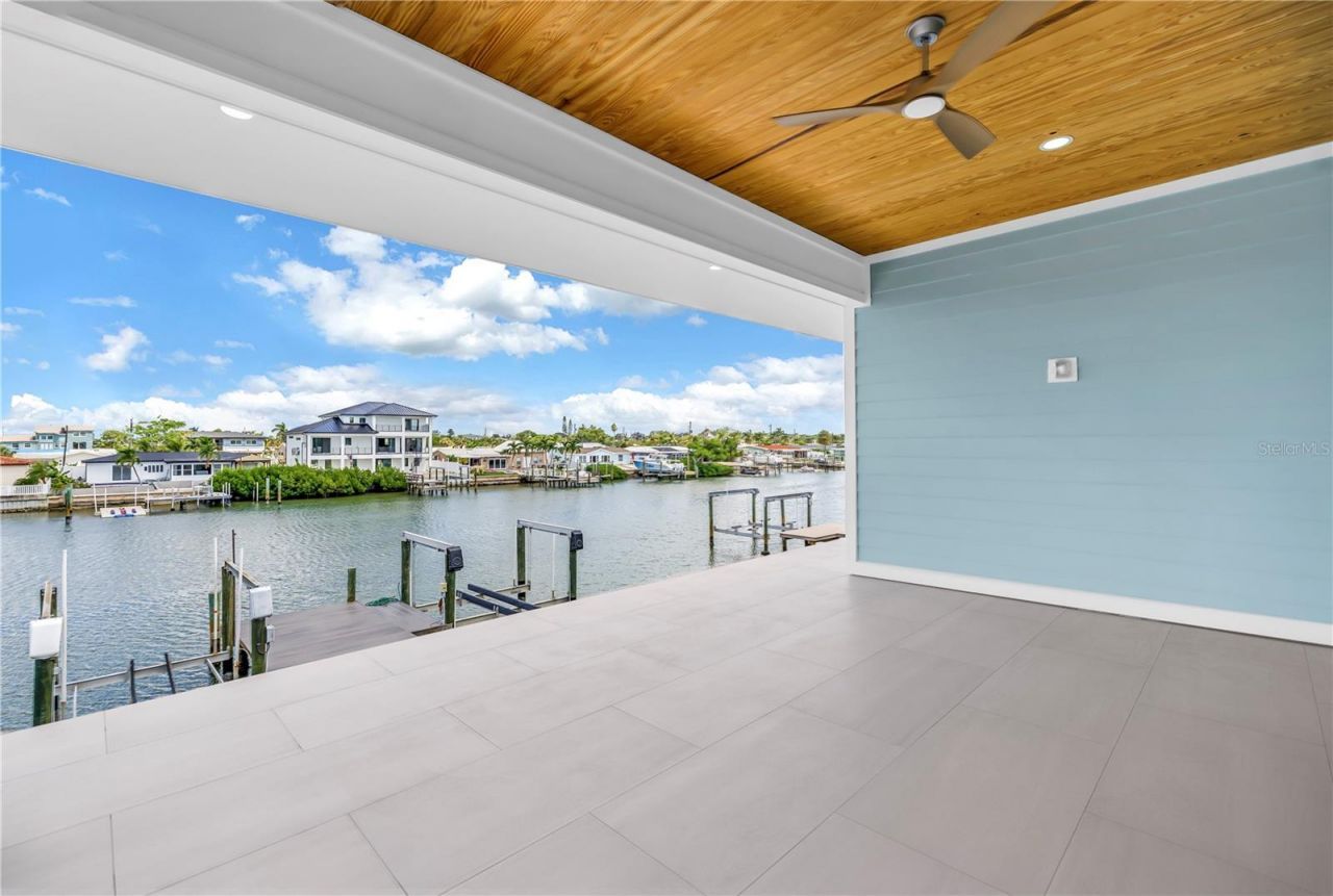 7957 2nd Avenue S, Saint Petersburg, FL 33707 Photo