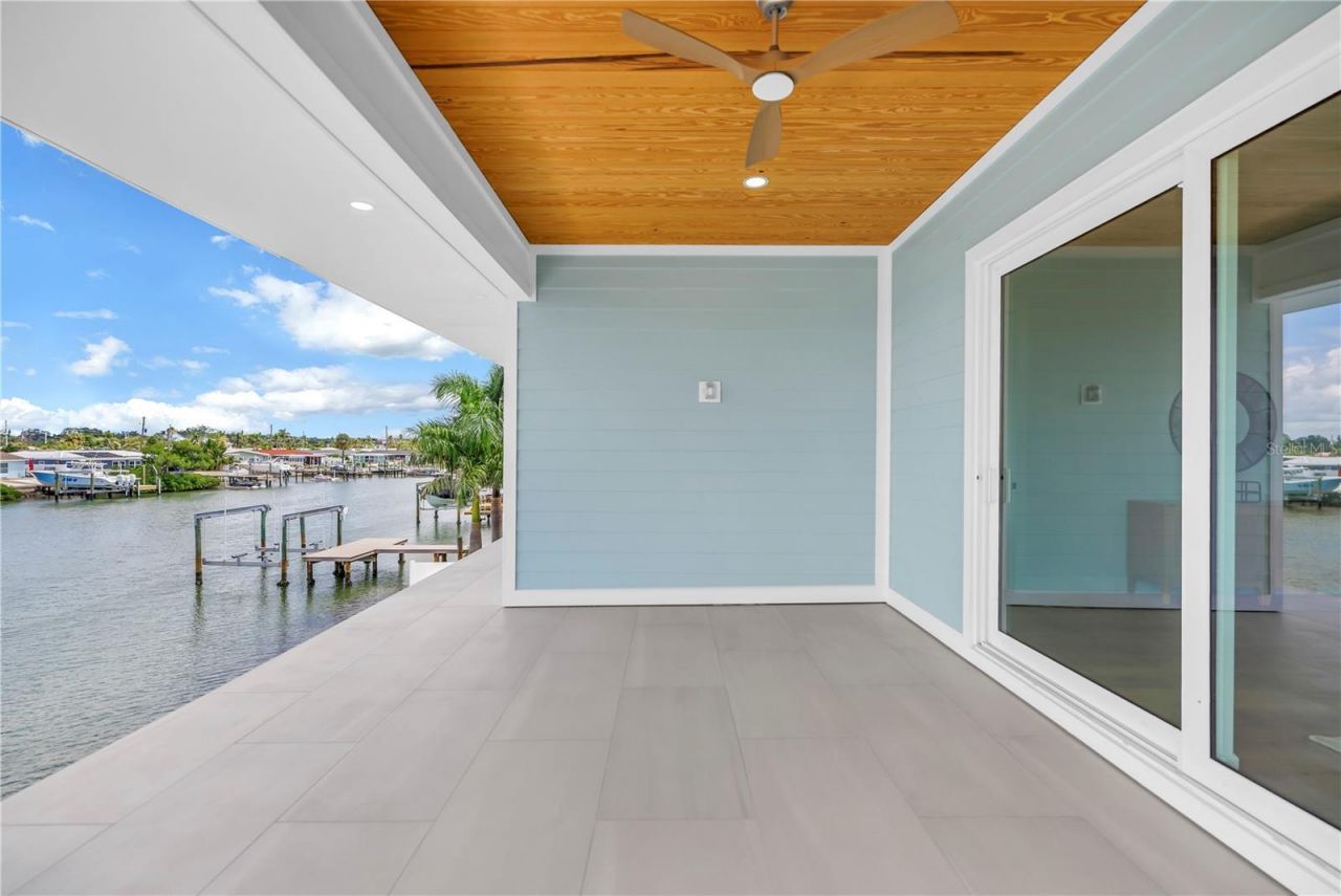 7957 2nd Avenue S, Saint Petersburg, FL 33707 Photo