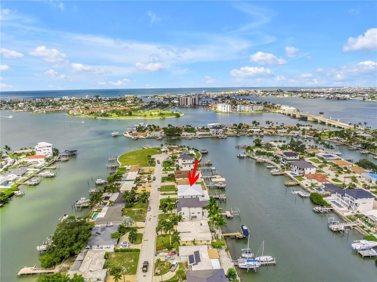 7957 2nd Avenue S, Saint Petersburg, FL 33707 Photo