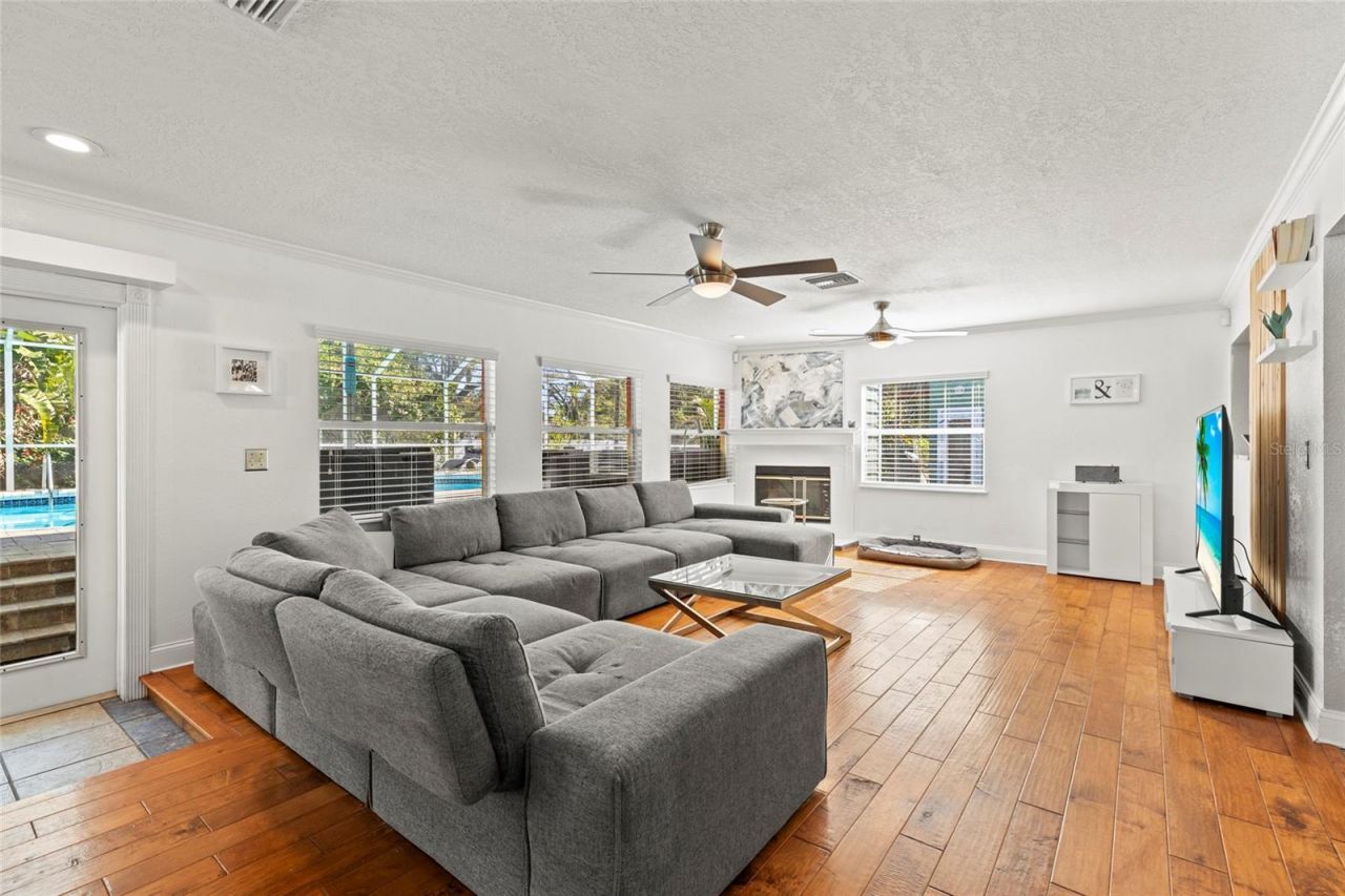 5657 Oceanic Road, Holiday, FL 34690 Photo