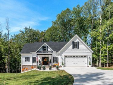 2278 Hooper Road, Forest, VA 24551