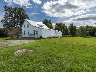 29951 Nys Route 37 , Evans Mills, NY 13637