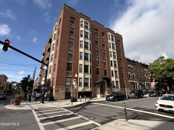 352 State Street, Unit 3D, Albany, NY 12210