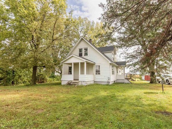 7912 Waverly Road, Cedar Falls, IA 50613