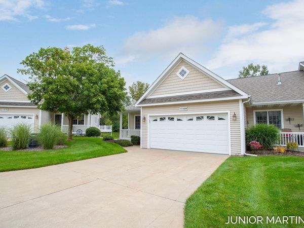 11409 N Lake Drive, Holland, MI 49424