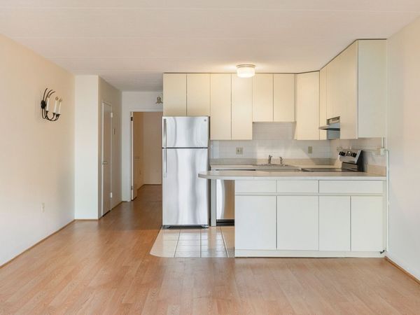 200 Swanton St, Unit T14, Winchester, MA 01890