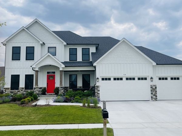677 Cumberland Lane , Oswego, IL 60543