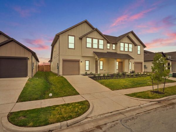 209 Backwood PASS, Taylor, TX 76574