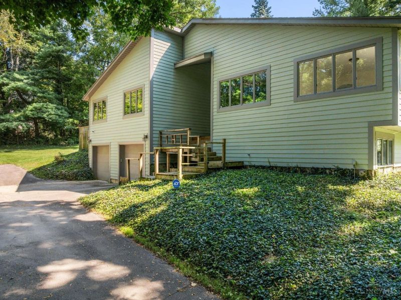 303 E Whipp Road, Washington Township, OH 45459 Photo 5