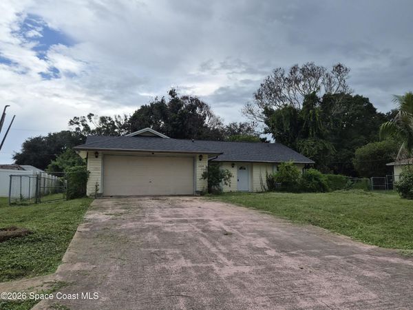 1226 Hedgecoth Street NW , Palm Bay, FL 32907