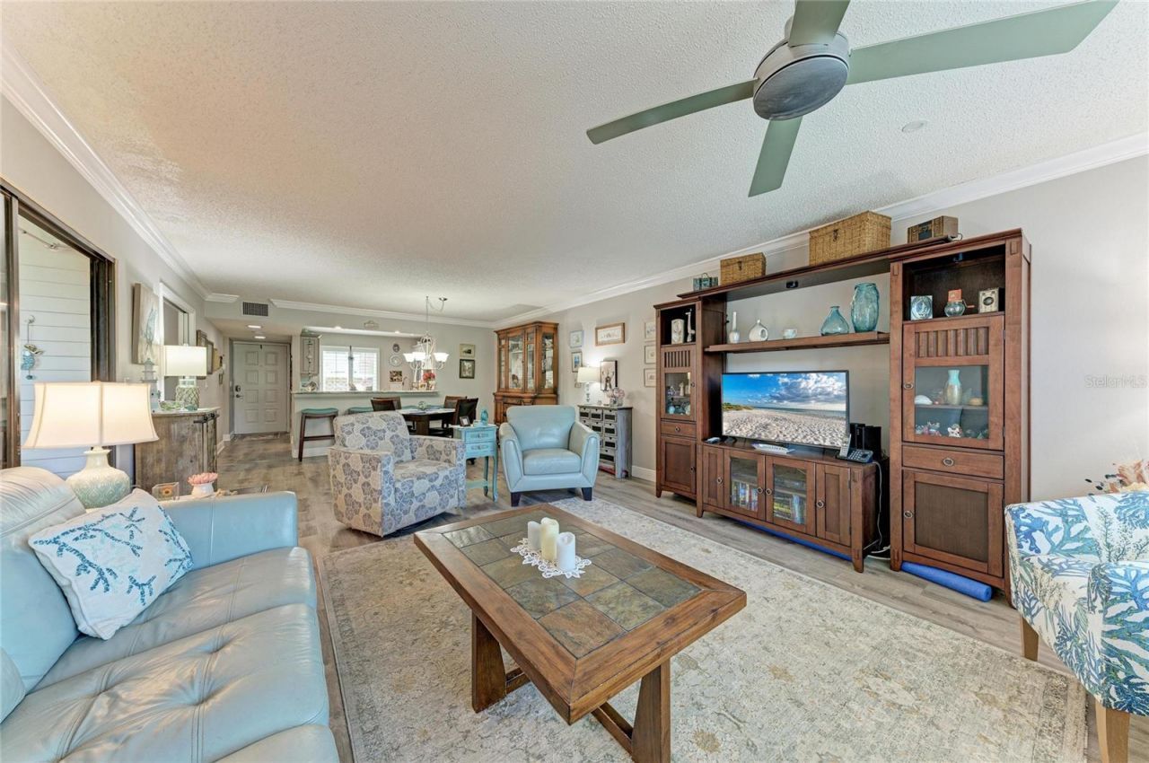 812 Spring Lakes Blvd. , Bradenton, FL 34210 Photo