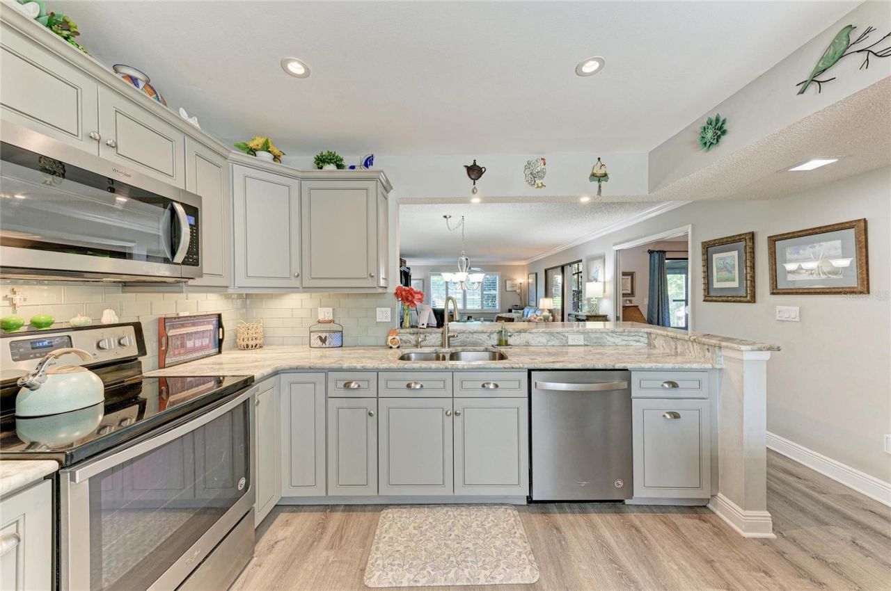 812 Spring Lakes Blvd. , Bradenton, FL 34210 Photo