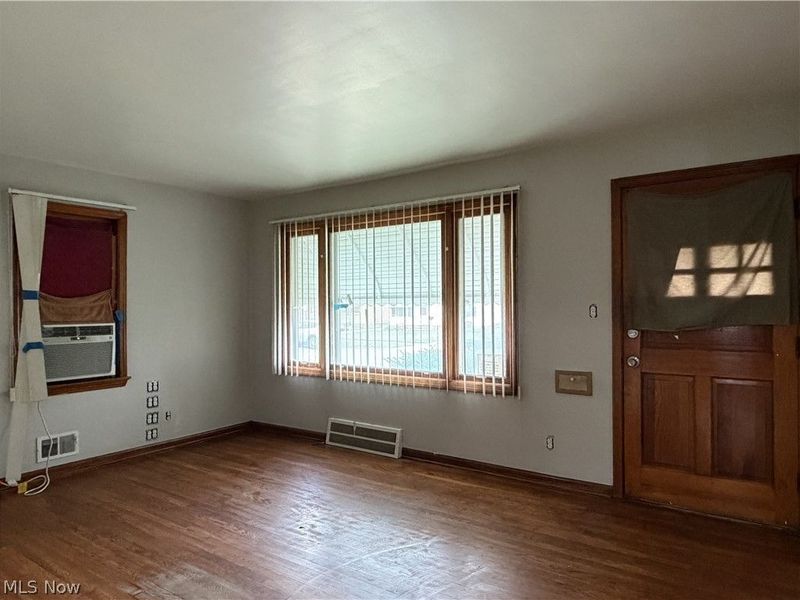 4431 Redfern Road, Parma, OH 44134 Photo 2