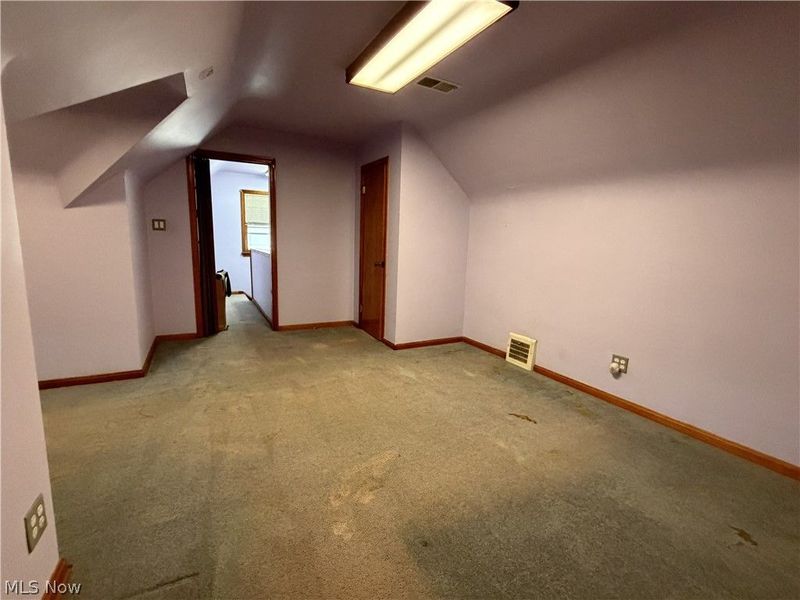 4431 Redfern Road, Parma, OH 44134 Photo 8