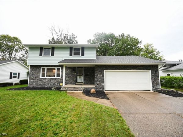 5207 Gargasz Drive, Lorain, OH 44053