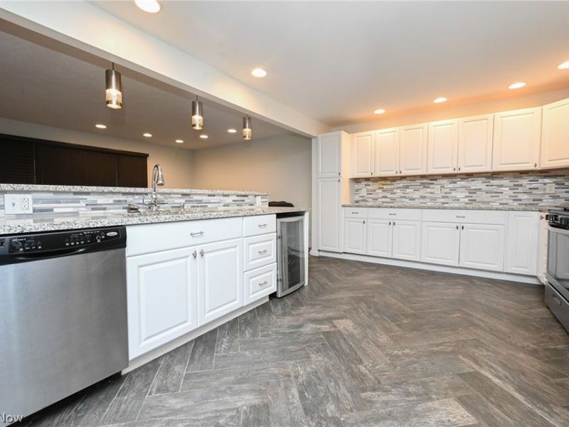 5207 Gargasz Drive, Lorain, OH 44053 Photo 10