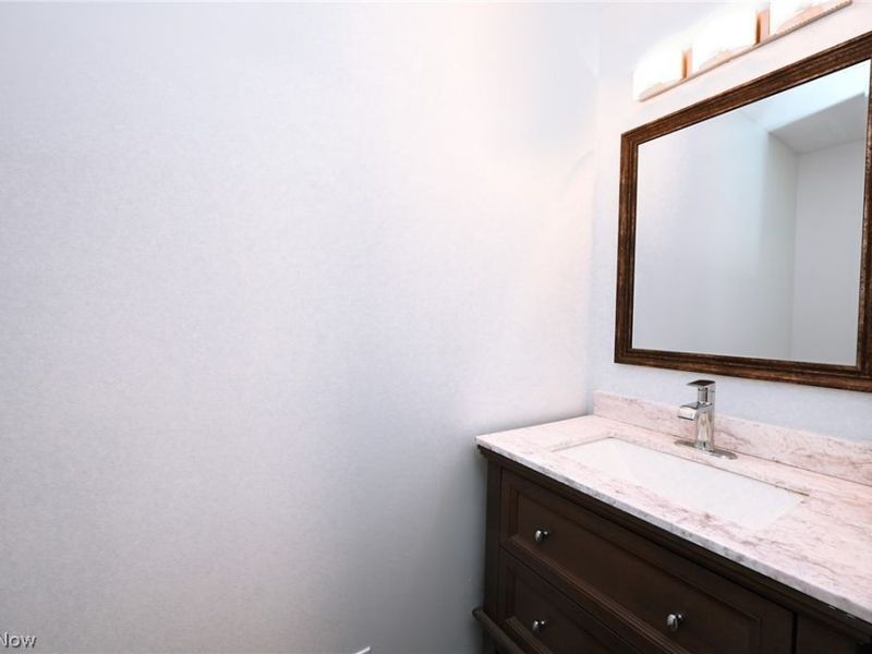 5207 Gargasz Drive, Lorain, OH 44053 Photo 16